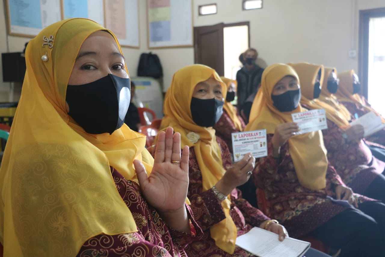MEWUJUDKAN DESA BERSIH NARKOBA DI SUKABUMI