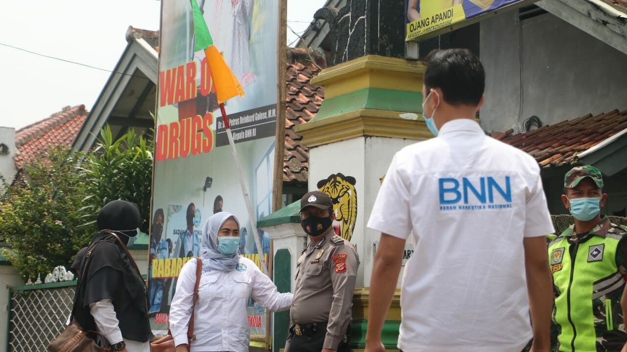 Desa Jambenenggang Kecamatan Kebon Pedes Kab. Sukabumi membentuk Kampung Bersinar dan Tangguh Desa Jambenenggang Kecamatan Kebon Pedes Kab. Sukabumi membentuk Kampung Bersinar dan Tangguh