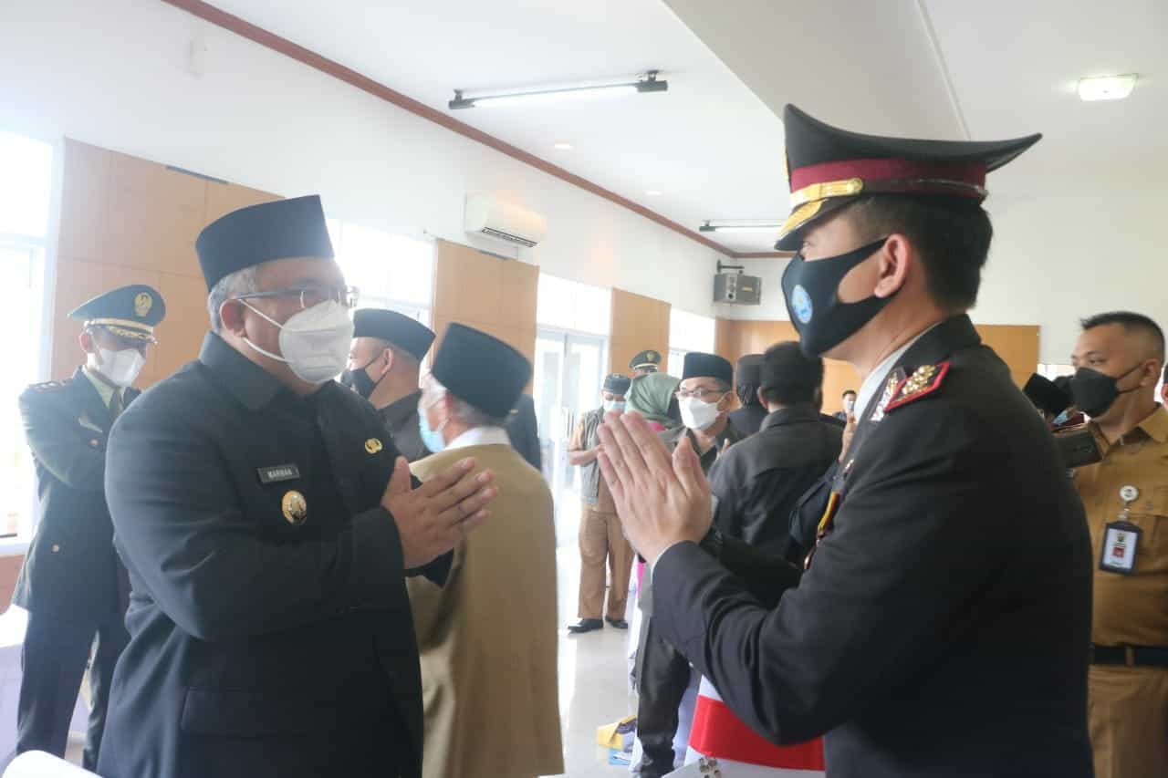 Kepala BNNK Sukabumi Menghadiri acara pelantikan Bupati dan Wakil Bupati Sukabumi Kepala BNNK Sukabumi Menghadiri acara pelantikan Bupati dan Wakil Bupati Sukabumi