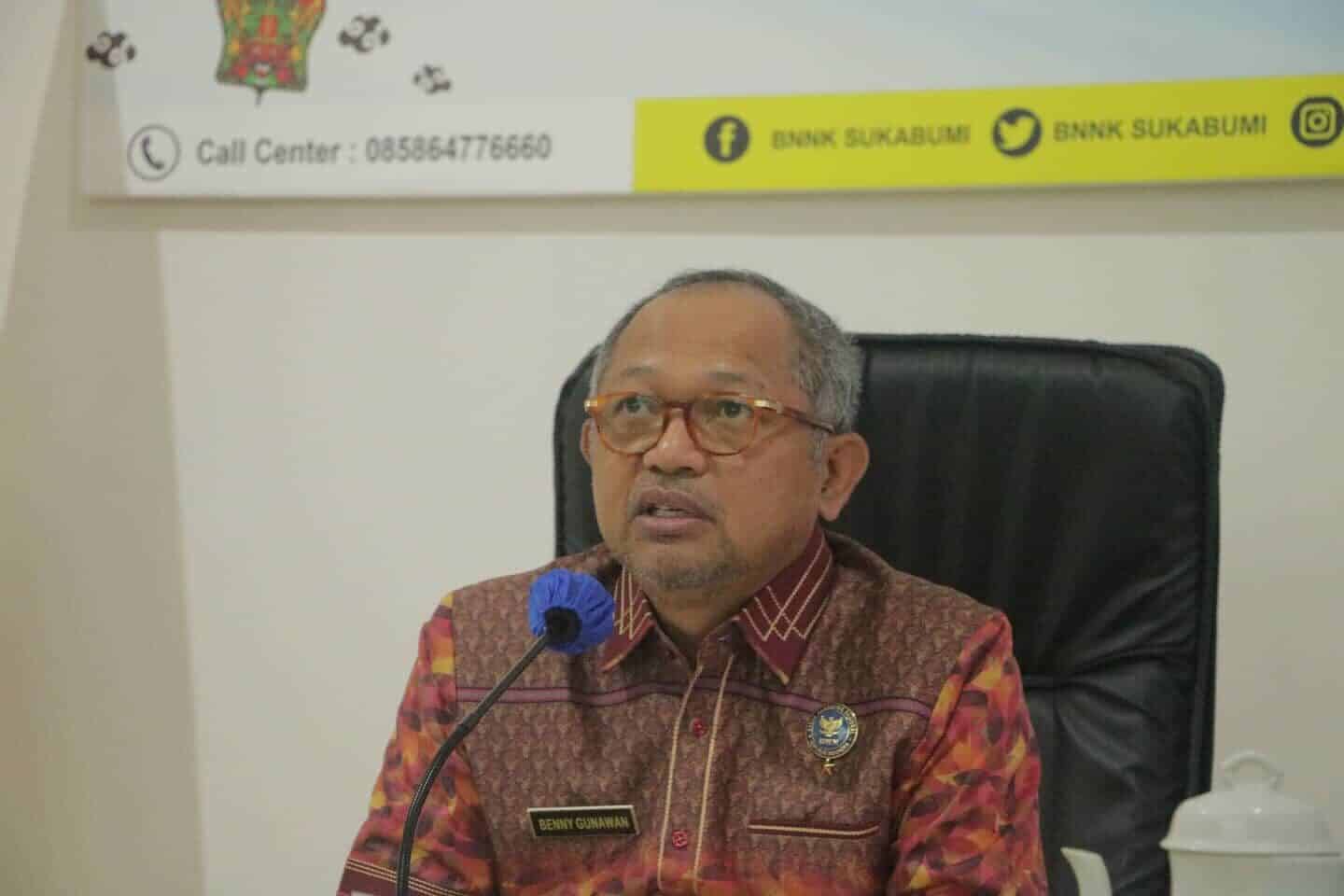 SEMINAR PROYEK PERUBAHAN DALAM RANGKA PKN II SEMINAR PROYEK PERUBAHAN DALAM RANGKA PKN II