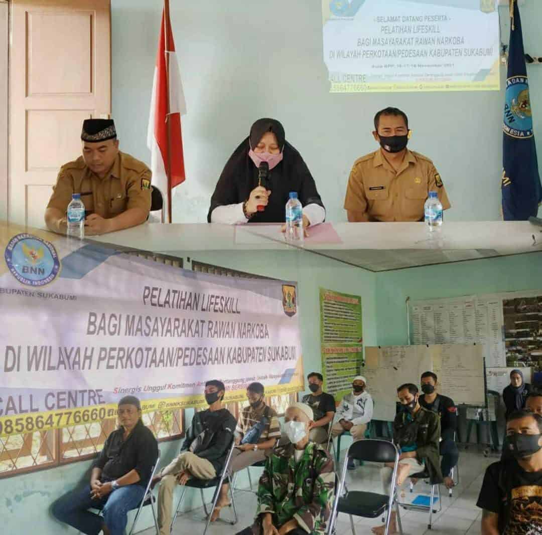 Pelatihan Life Skill bagi Masyarakat Rawan Narkoba di Wilayah Perkotaan/Pedesaan Kabupaten Sukabumi Tahun 2021 Pelatihan Life Skill bagi Masyarakat Rawan Narkoba di Wilayah Perkotaan/Pedesaan Kabupaten Sukabumi Tahun 2021