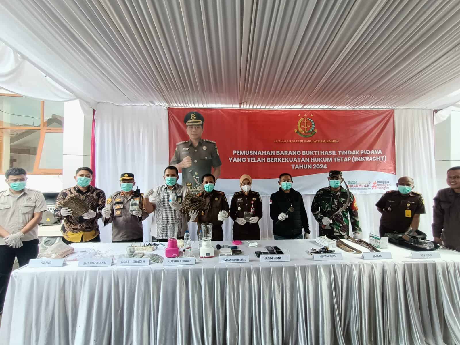 PEMUSNAHAN BARANG BUKTI NARKOTIKA DAN NON NARKOTIKA DI KEJAKSAAN CIBADAK PEMUSNAHAN BARANG BUKTI NARKOTIKA DAN NON NARKOTIKA DI KEJAKSAAN CIBADAK
