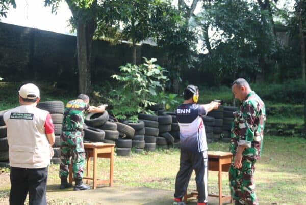 GELAR LATIHAN TEMBAK !! KOLABORASI BNN SUKABUMI DENGAN KODIM 0607 KOTA SUKABUMI