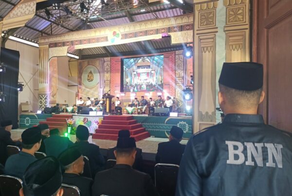 KEPALA BNNK SUKABUMI DATANGI PONPES MODERN ASSALAM PUTRA
