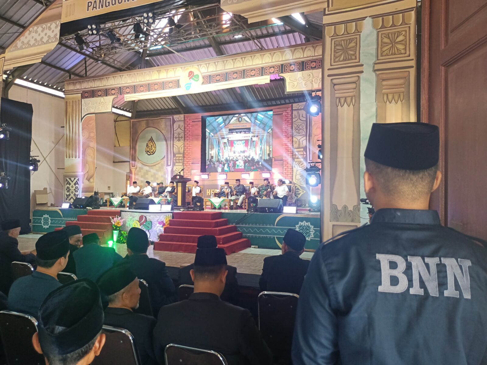 KEPALA BNNK SUKABUMI DATANGI PONPES MODERN ASSALAM PUTRA KEPALA BNNK SUKABUMI DATANGI PONPES MODERN ASSALAM PUTRA