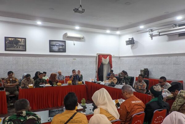 MENGHADIRI KEGIATAN FGD DALAM RANGKA PENAGGULANGAN BRANDAL MOTOR DAN REMAJA WILKUM POLRES SUKABUMI KOTA
