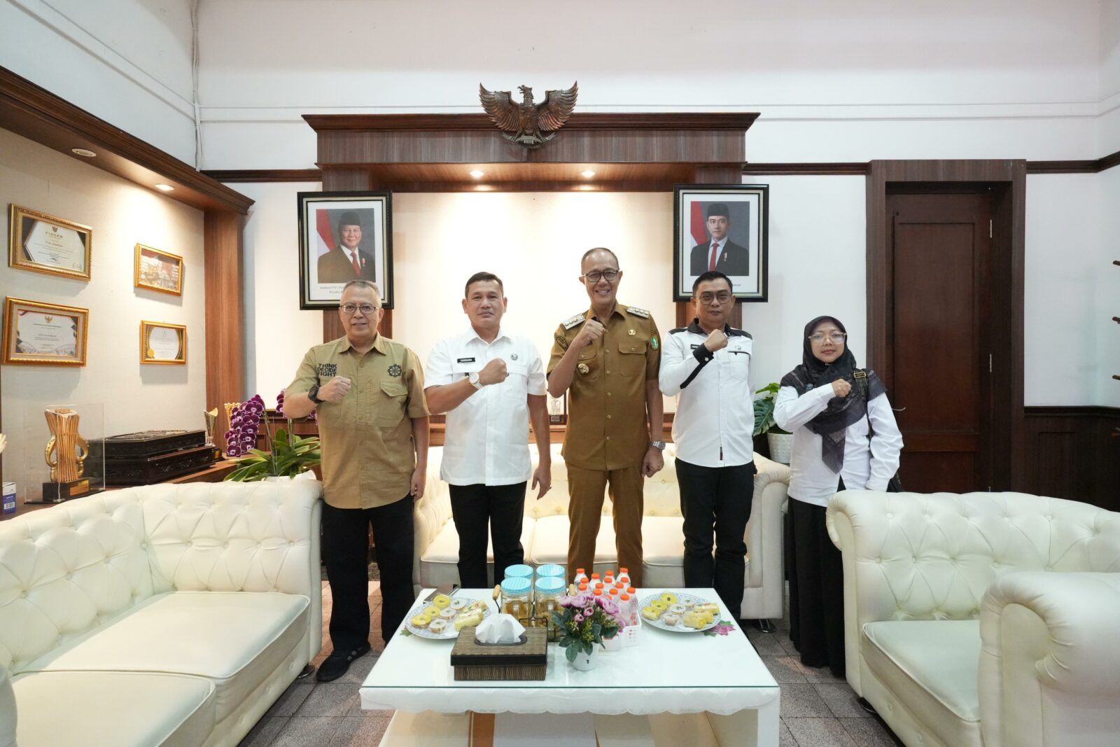 SILATURAHMI P4GN WALIKOTA SUKABUMI DAN KEPALA BNNK SUKABUMI SILATURAHMI P4GN WALIKOTA SUKABUMI DAN KEPALA BNNK SUKABUMI